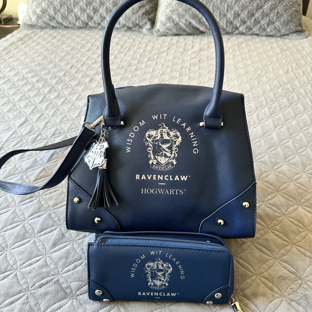 Bioworld Ravenclaw Purse and Wallet set